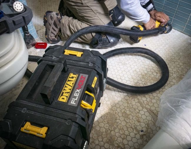 DeWalt FlexVolt 60V Dust Extractor grinder