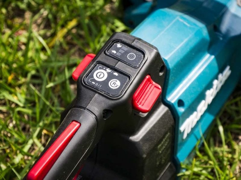 Makita 18V Cordless Hedge Trimmer Controls