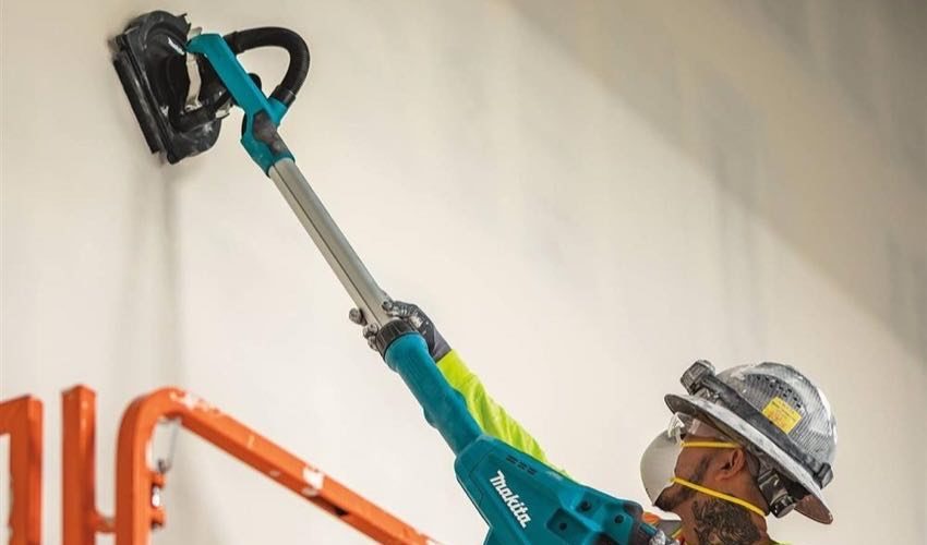 Makita cordless drywall sander XLS01T