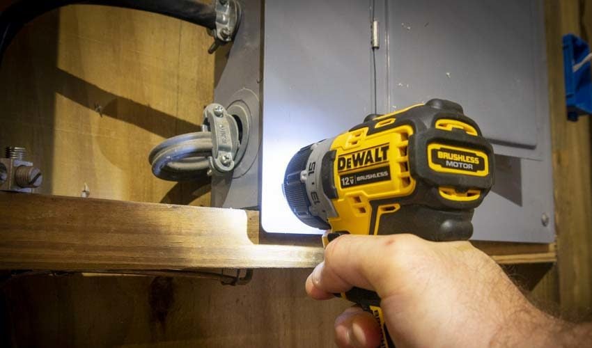 DeWalt 12V Brushless Screwdriver No-Impact Fastener Setting
