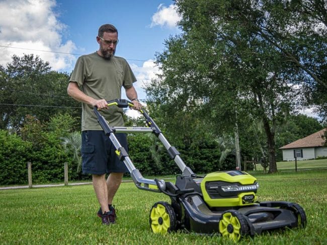 Ryobi 21" Smart Trek Lawn Mower - 40V Self-Propelled RY40LM10Y