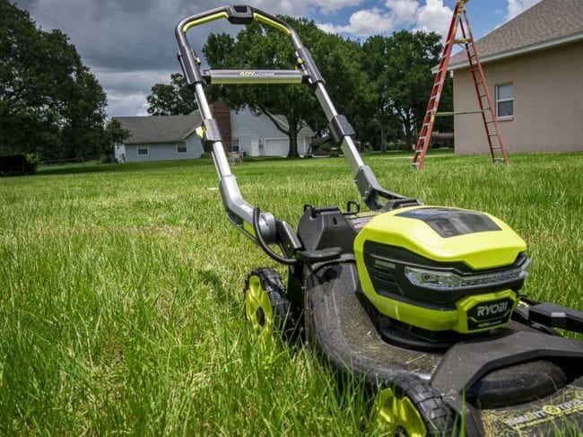 Ryobi 21" Smart Trek Lawn Mower - 40V Self-Propelled RY40LM10Y