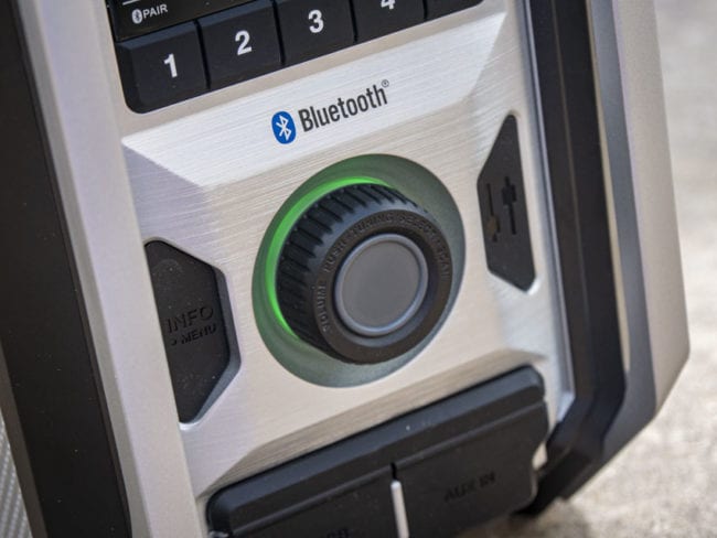 Makita XRM09B Cordless Bluetooth Job Site Radio