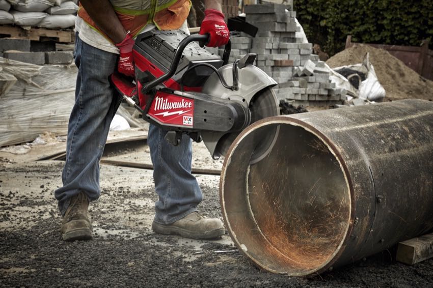 Milwaukee MX power saw pipe