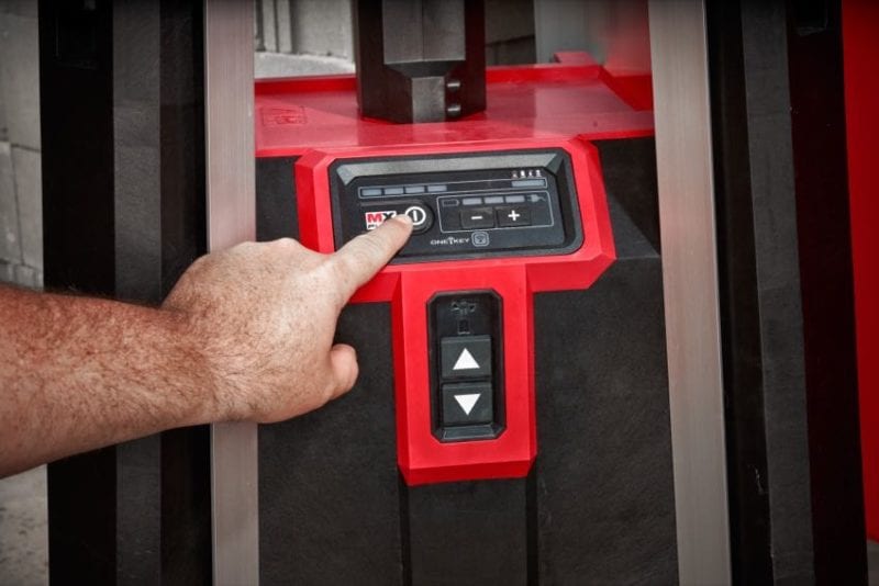 Milwaukee MXF041-1XC controls