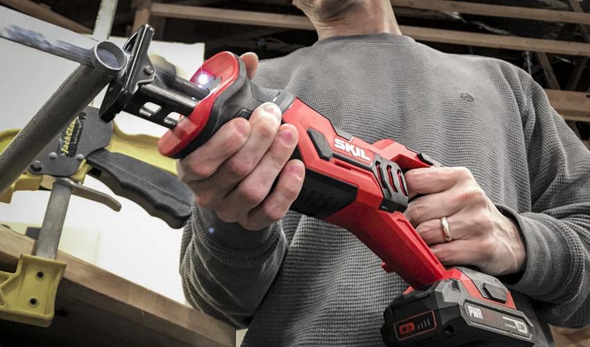 Skil 20V Compact Reciprocating Saw RS582901 EMT Cutting