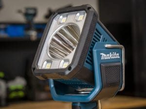 Makita dml812