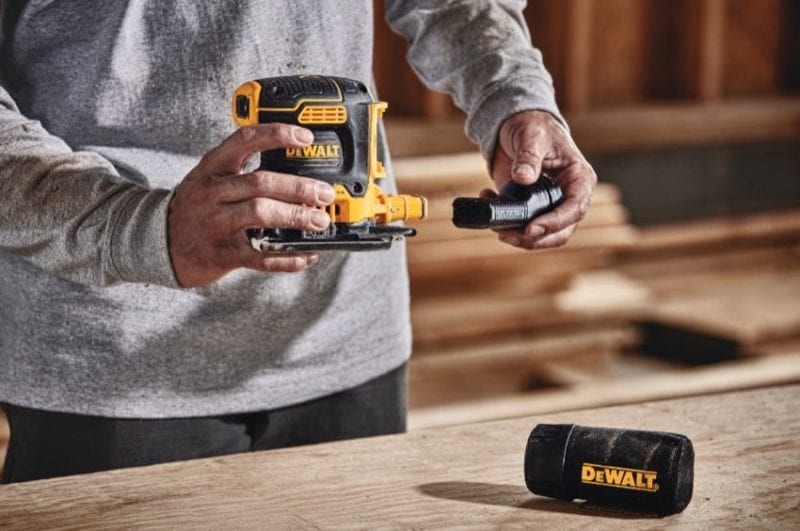 DeWalt DCW200B 1/4 sheet sander