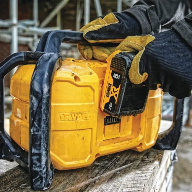 DeWalt DCR028 Bluetooth radio 20V 12V