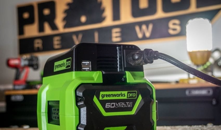 Greenworks 300W Power Inverter