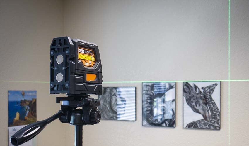 Klein Tools 93LCLG Self-Leveling Green Cross Line Laser