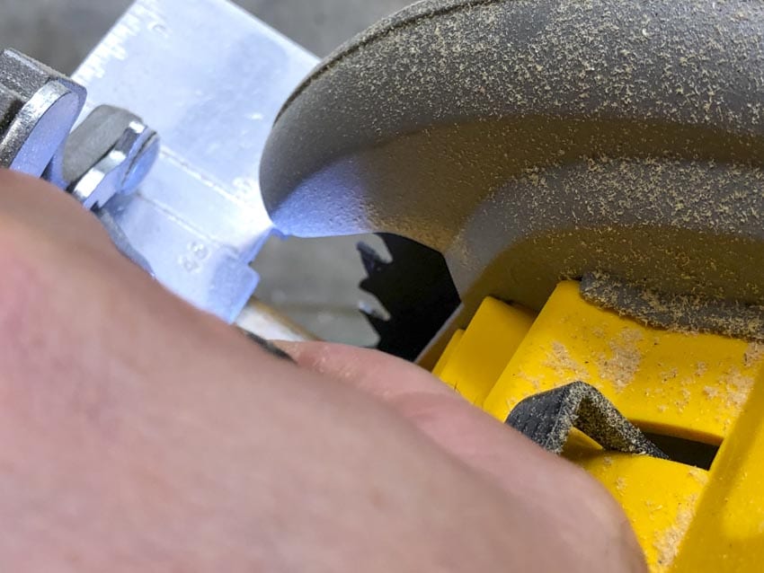 DeWalt FlexVolt Advantage Circular Saw Sight Line