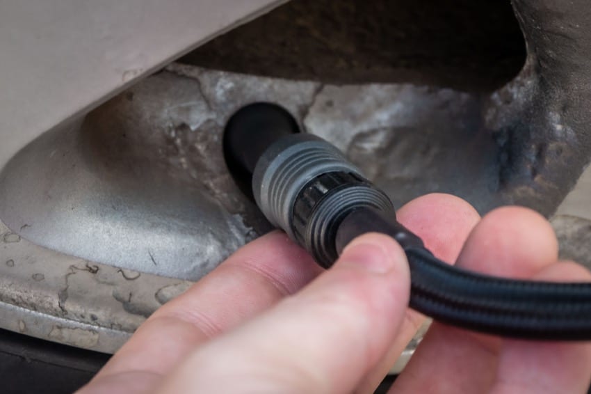 press-on inflator valve