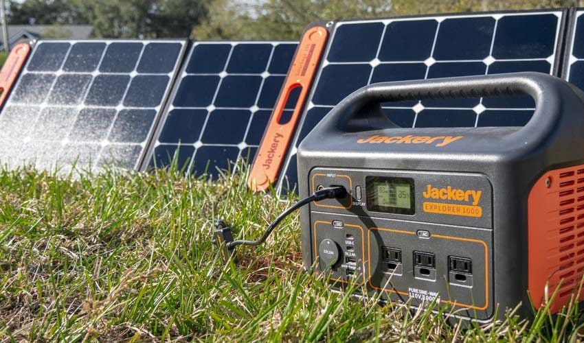 Jackery Explorer 1000 Solar Generator Review 10