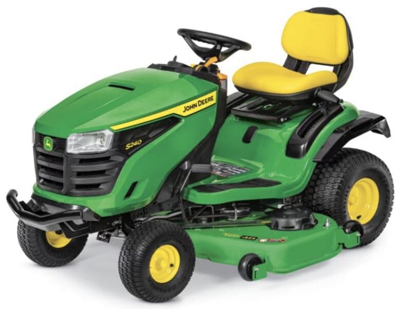 John Deere S240 lawn tractor