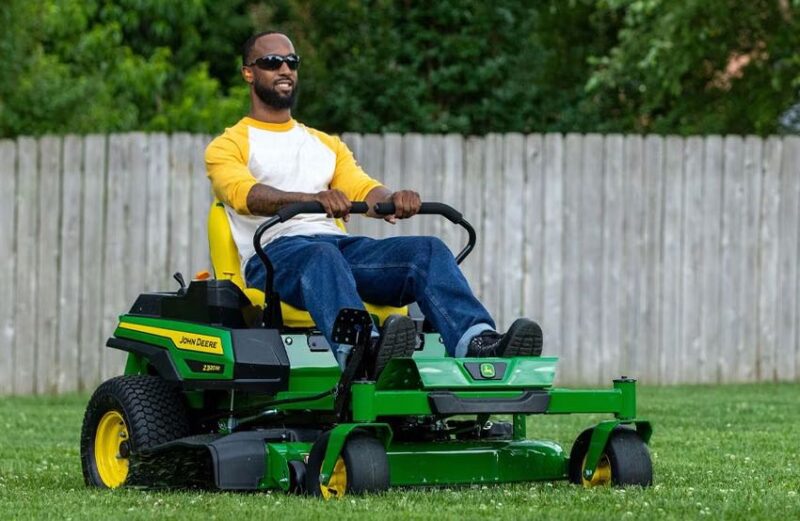 John Deere Z300 Series ZT Mowers