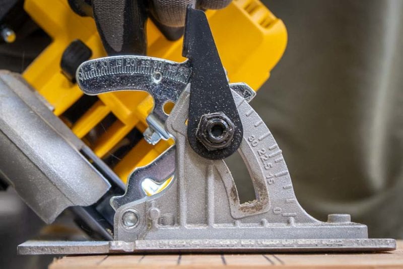 DeWalt Power Detect Circular Saw
