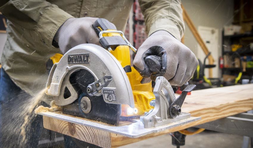 DeWalt 20V Max Power Detect Circular Saw Review