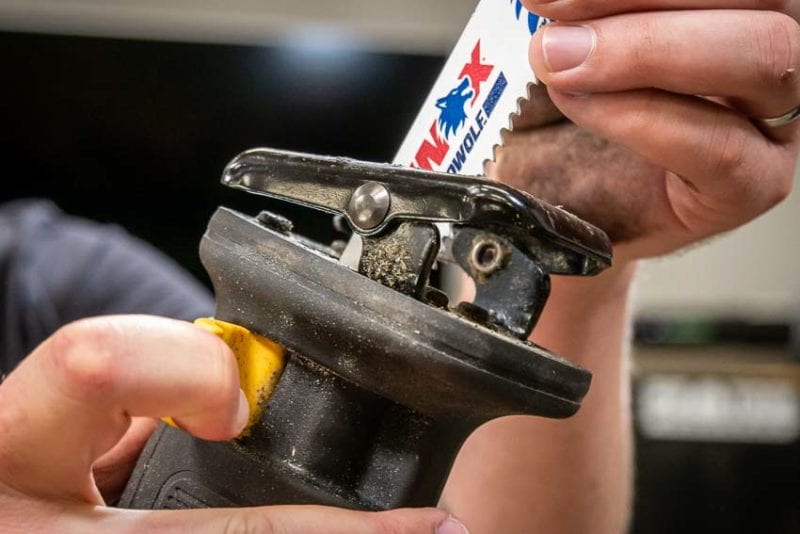 DeWalt Power Detect Reciprocating Saw Blade Changes