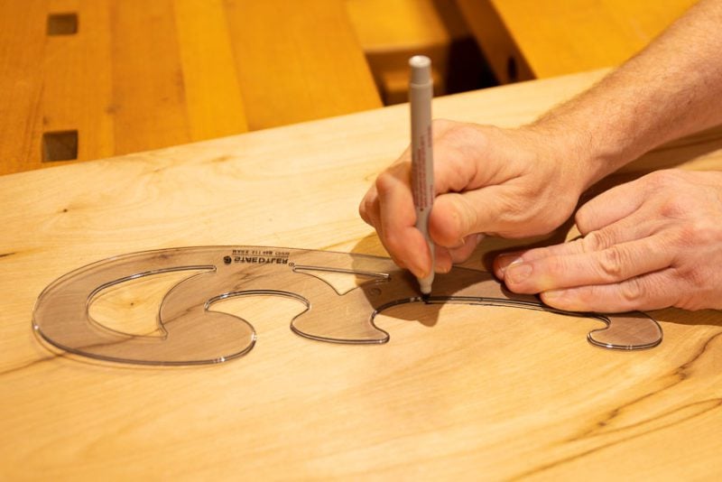 how to draw curves in wood