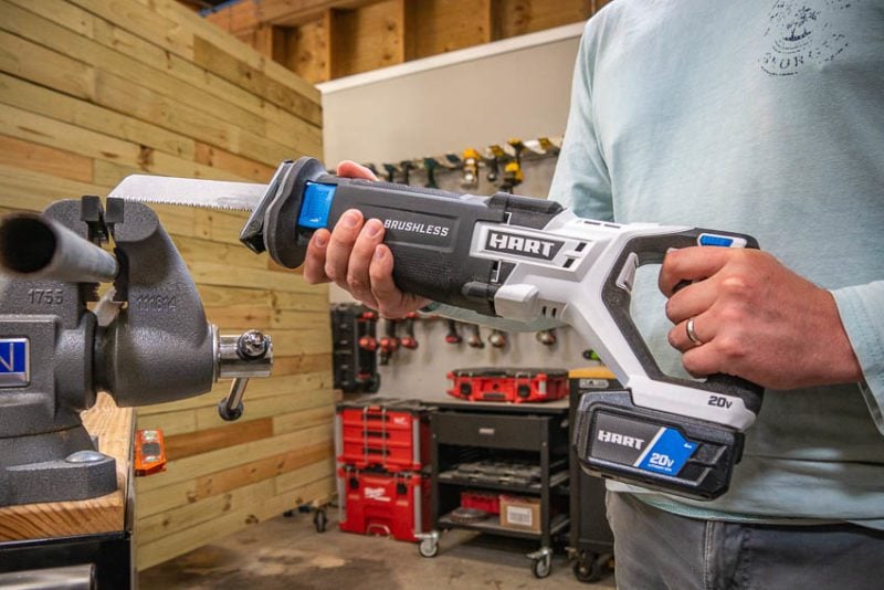 Hart 20V Brushless Reciprocating Saw Size