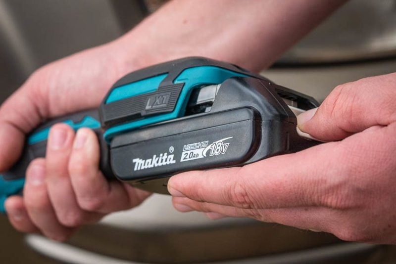 Makita 18V Cordless Ratchet Battery