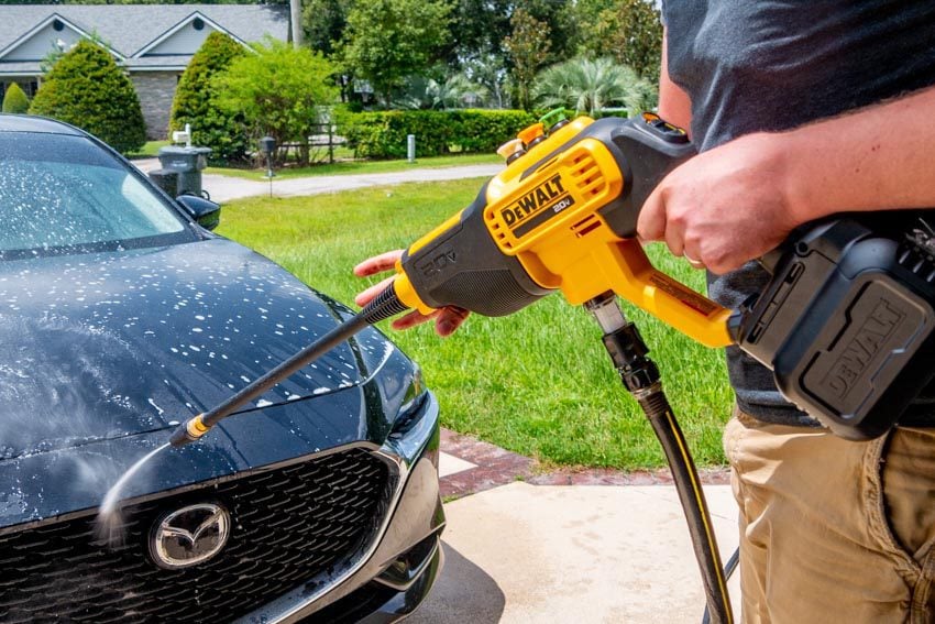 DeWalt 20V Max Cordless Power Cleaner Review | DCPW550