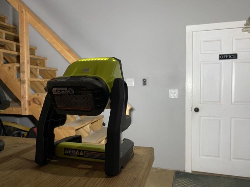 Ryobi PCL630 flood light
