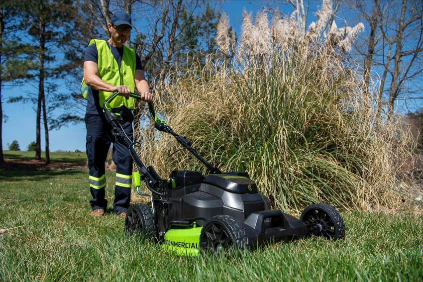 Best Commercial Battery-Powered Electric Lawn Mower