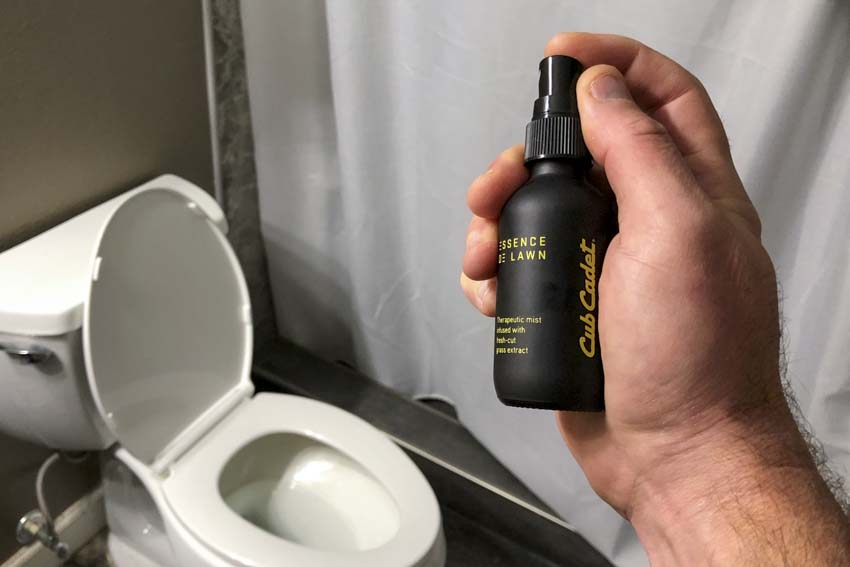 Cub Cadet Essence De Lawn Spray