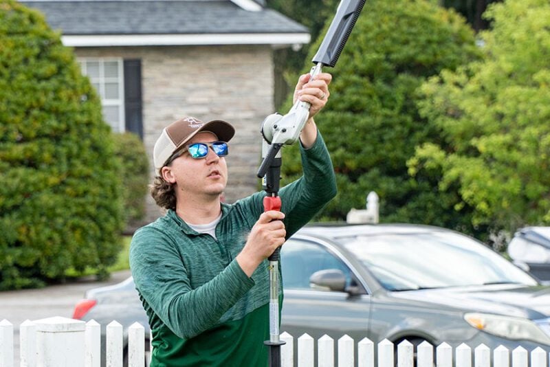 Articulating Hedge Trimmer Adjustment