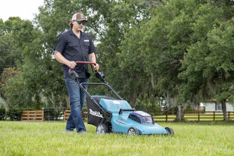 Makita 21-Inch Self-Propelled Lawn Mower Review XML11