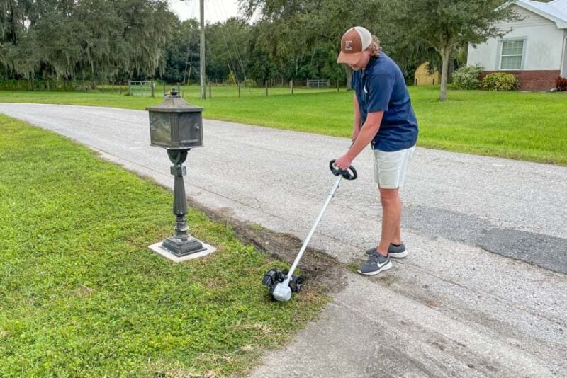 Greenworks 60V Battery-Powered Edger Review