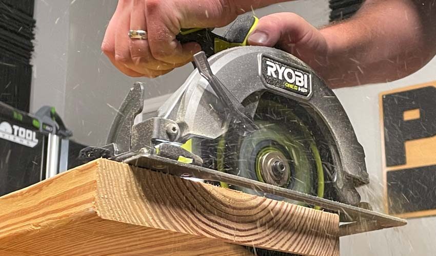Ryobi 18V Cordless Circular Saw Review
