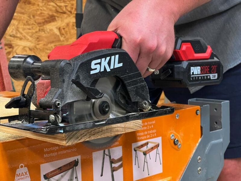 Skil PWRCore 20V Brushless 4 1/2-Inch Compact Circular Saw Review