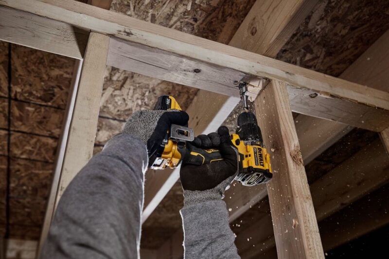 DeWalt Atomic Drill