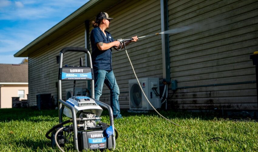Hart 2500 PSI Pressure Washer