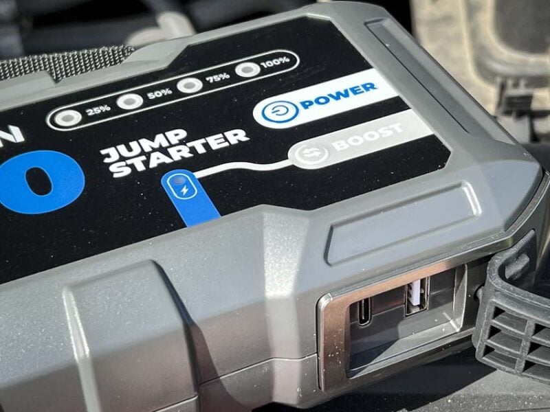 TOPDON JumpSurge3000 buttons