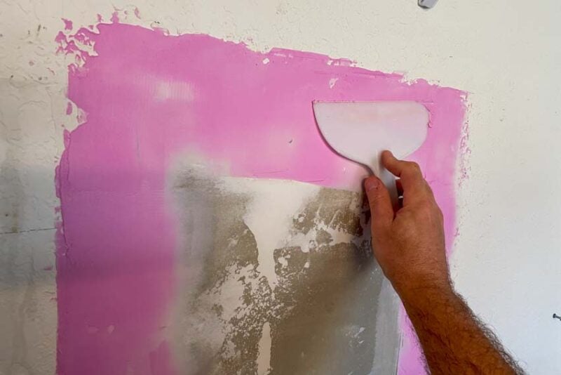 Applying Joint Compound