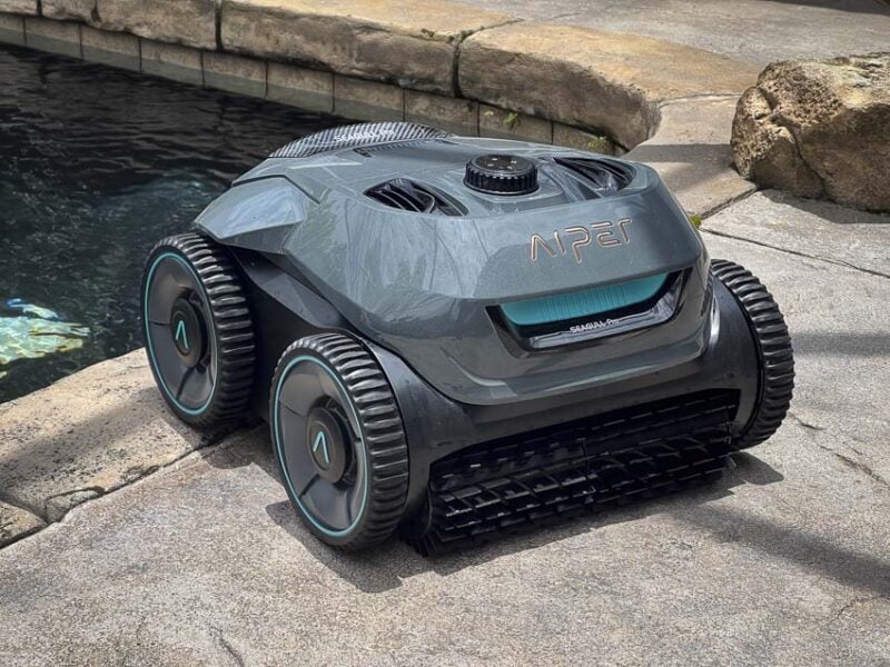 Seagull Pro pool cleaner