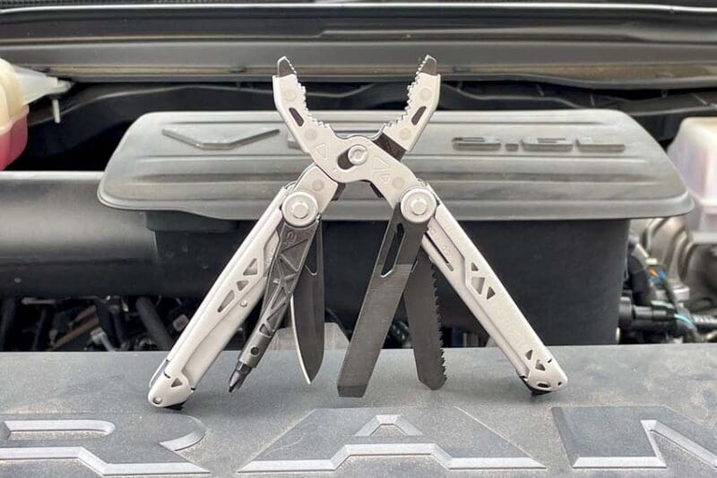 Best Multi-Tool for Mechanics
Gerber Dual Force