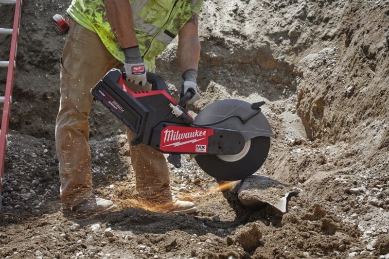 Milwaukee MX Fuel Cut-Off Saw