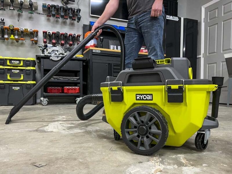 Ryobi 18V 6-Gallon Wet Dry Vacuum PCL735 01