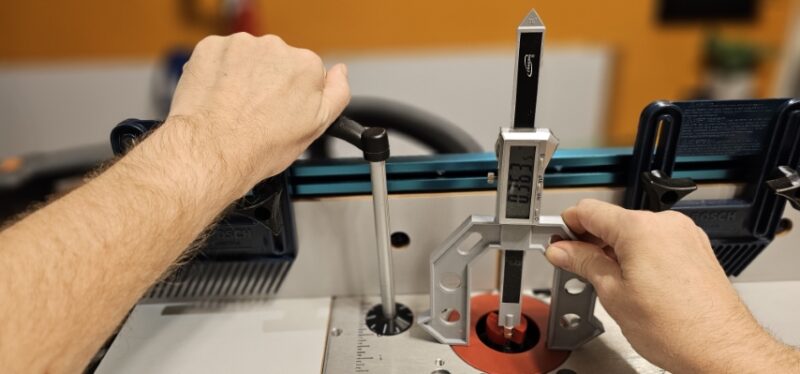 using a table saw depth gauge