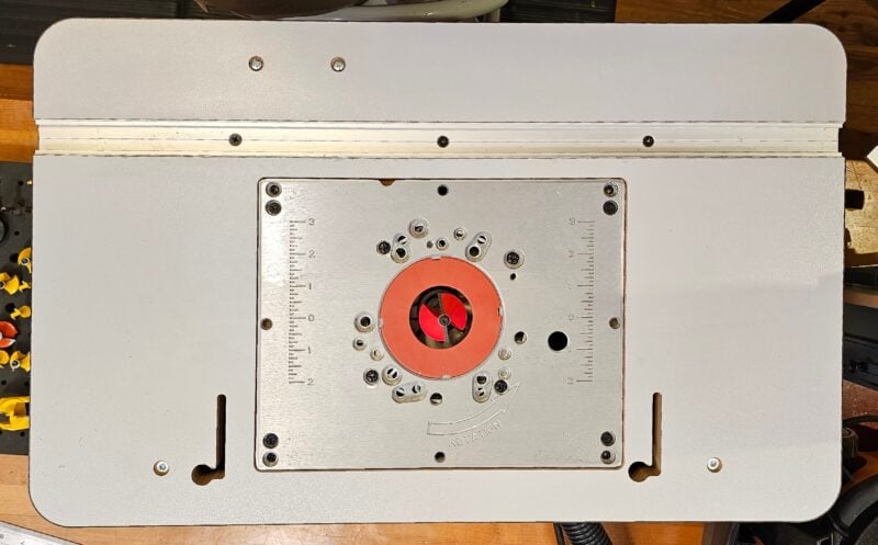 how to use a router table