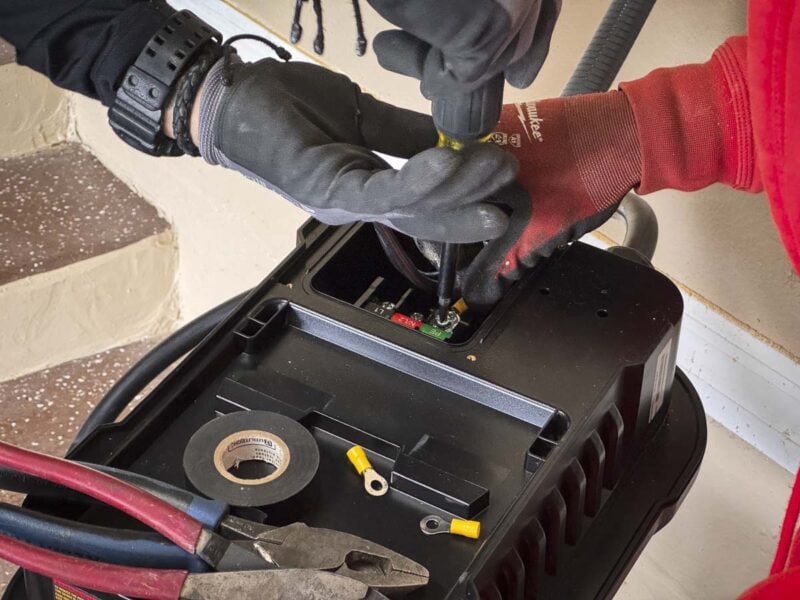 final power connections