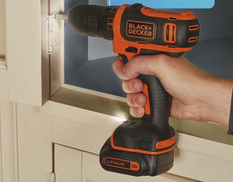 Black and Decker 12V Max 3/8-Inch Drill Driver BDCDD12C