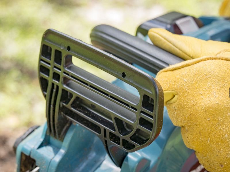 chainsaw safety features