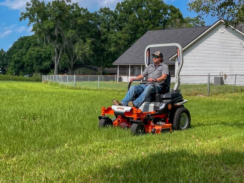 stihl battery-powered lawn mower