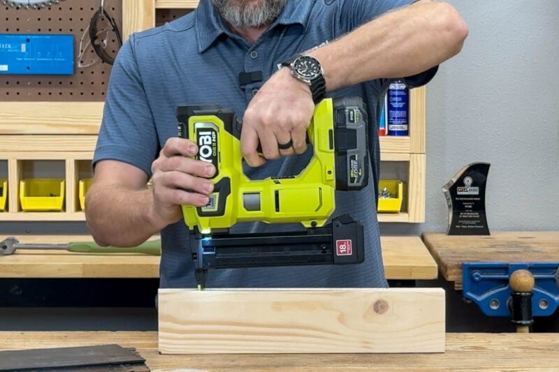 Ryobi 18V Narrow Crown Stapler